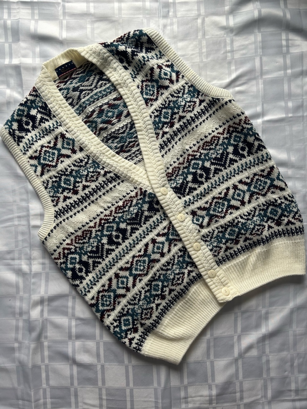 Gordie Howe Vintage Ivory Fair Isle Style Knit Button-Up Sweater Vest